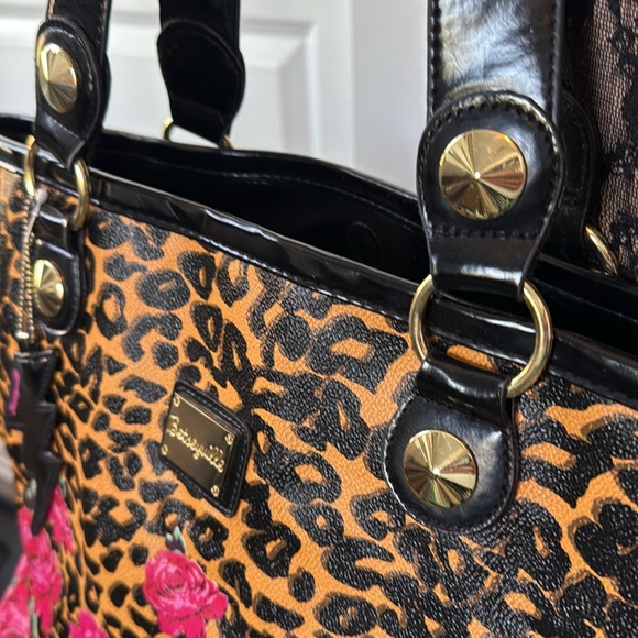 Betseyville Betsey 🐆🌺 Johnson black and pink floral leopard oversized tote purse - Picture 5 of 9